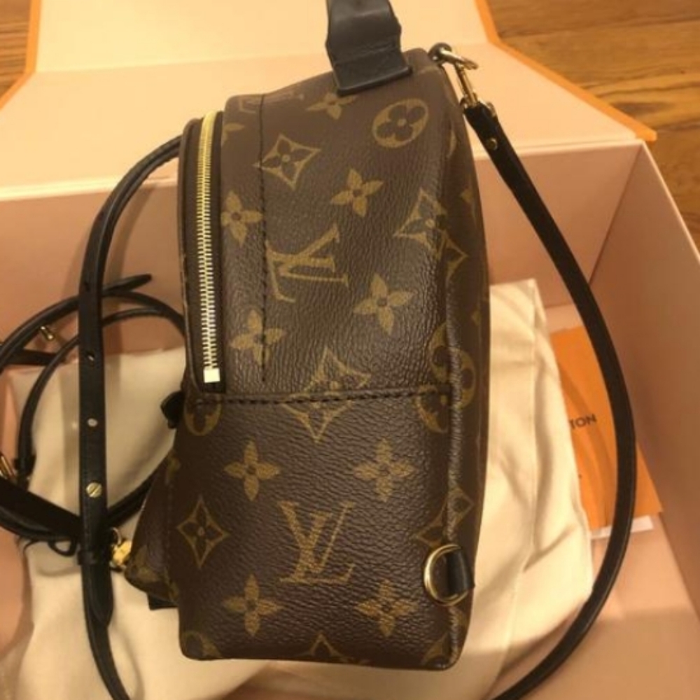 Purse - Picture 7 of 8